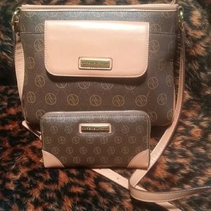 Adrienne Vittadini purse & matching wallet